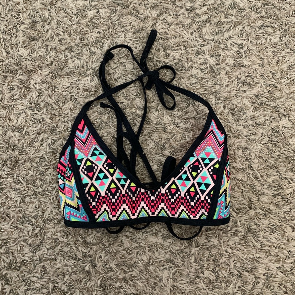 Xhilaration bikini top